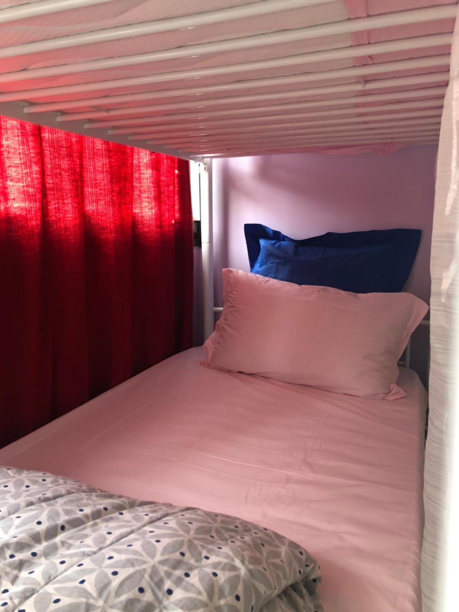 Female-Dortoir Femme -Dorm Shared Room Paris Bobigny Exterior foto