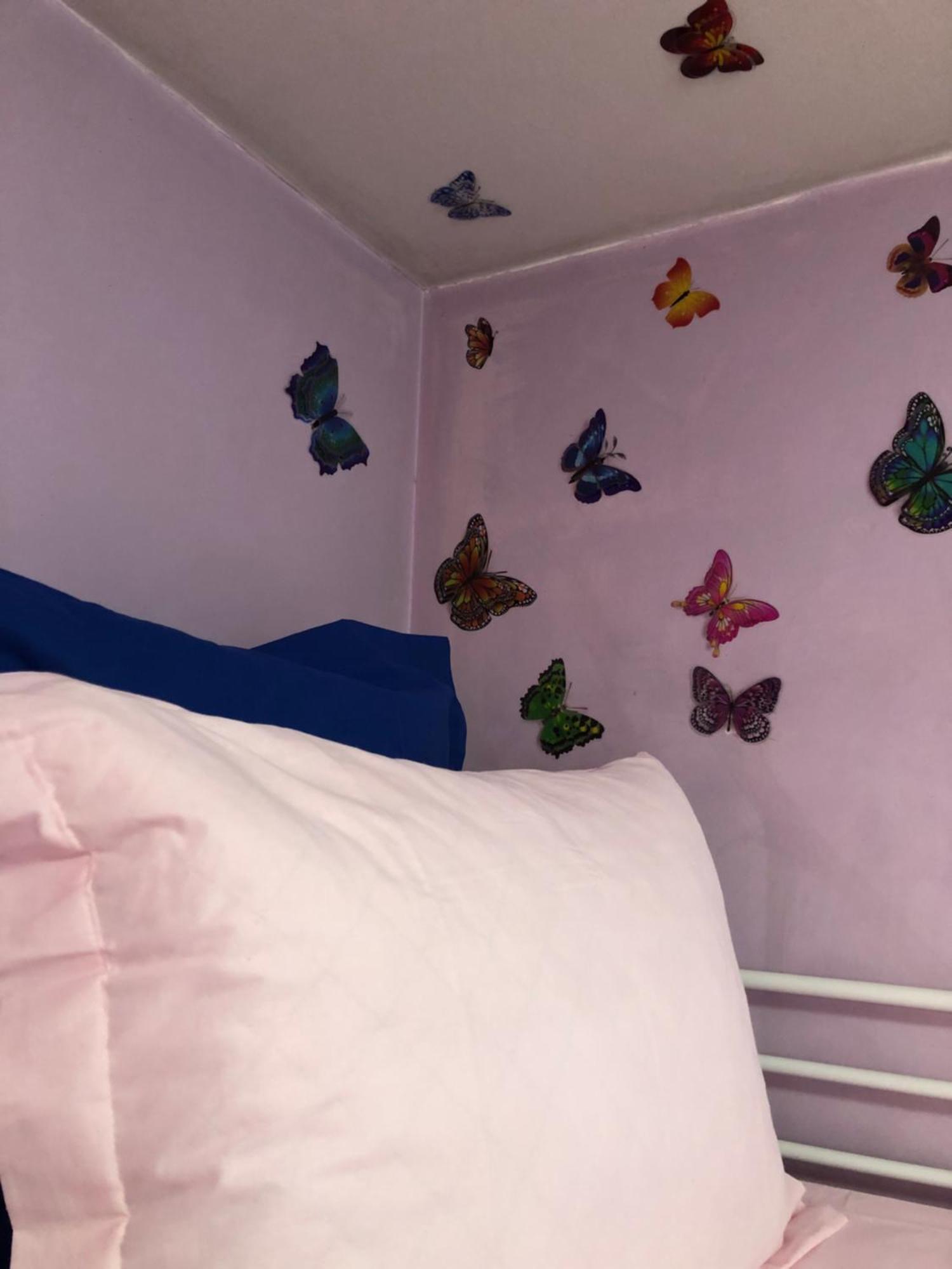 Female-Dortoir Femme -Dorm Shared Room Paris Bobigny Exterior foto